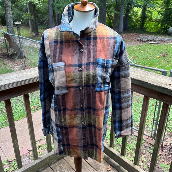 Brown plaid color block button up shirt - Picture 3 of 13